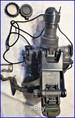 AN PVS-7D Night Vision Goggles complete witho intensifier NVD NVG