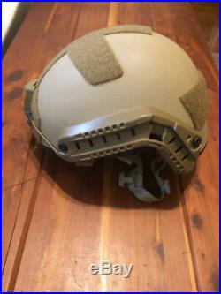 CUSTOM GUNFIGHTER DH-132A CVC BALLISTIC HELMET With WILCOX NVG AND RHINO MOUNT