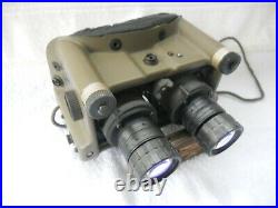 MILITARY NIGHT VISION GOGGLES, MODEL AN/PVS-5C, WithORIGINAL CARRYING CASE