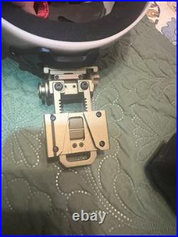 Night Vision Goggles Helmet With Wilcox Style Metal Mount
