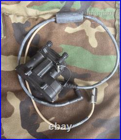PVS-31D battery pack- and Splitter Cable (ECOTI + NVG) PVS-31D battery pack- and Splitter Cable (ECOTI + NVG)