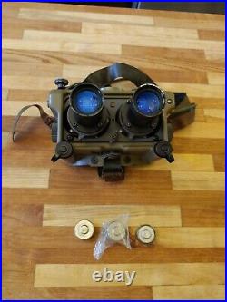 PVS-5 Night Vision in excellent condition an/pvs5c gen 2